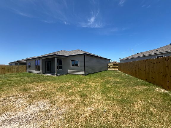 5th image of 3105 Adak Ct