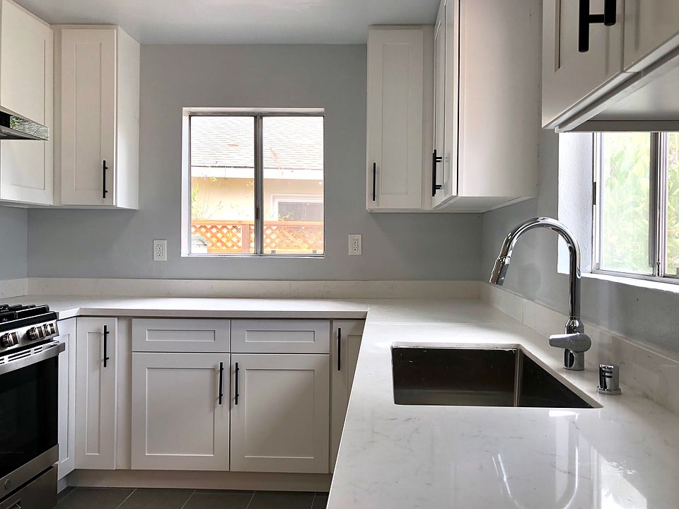 1st image of 687 Florales Dr