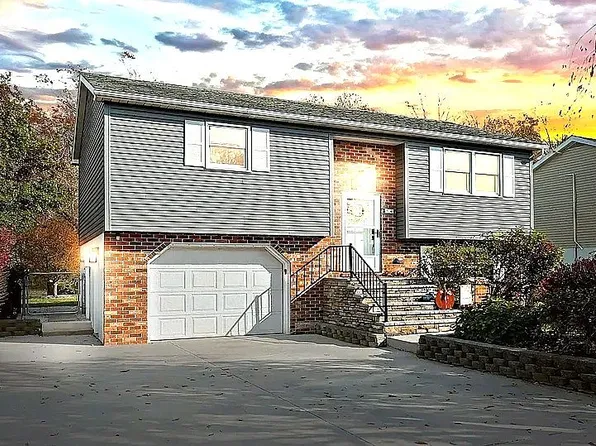 54 Fawn Ave, New Oxford, PA 17350