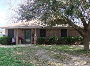 1505 N Washington Ave, Cameron, TX 76520