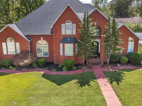 902 Paradise Ln, Poplar Bluff, MO 63901