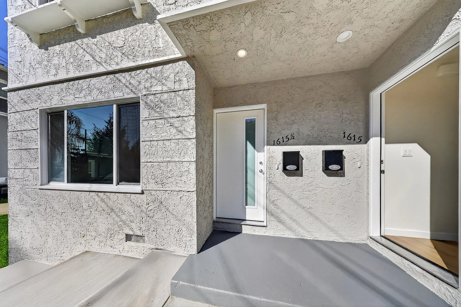 2 bed, 1007 sqft, $3,850 — Photo 3
