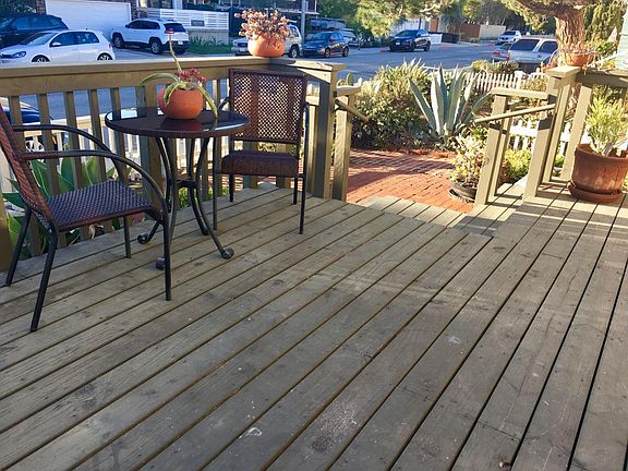 deck overlooking front yard