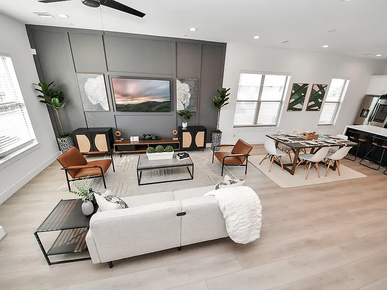 2524 Live Oak St — Photo 30