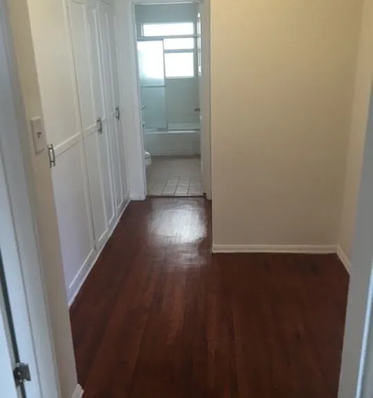 312 S Reeves Dr #A — Photo 8