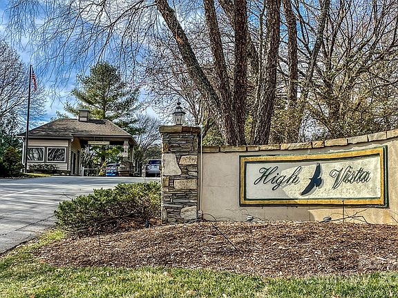 5th image of 146 Glen Eagles Ln Unit 170