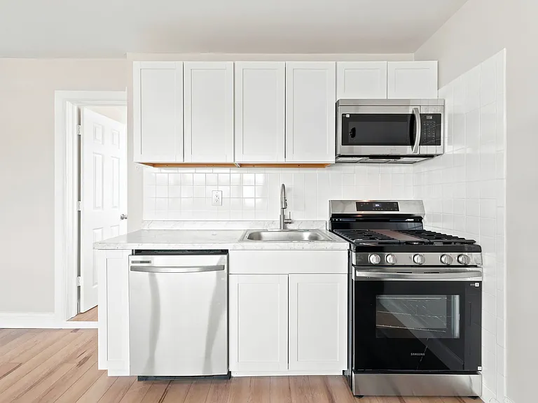 805 W New York Ave — Photo 7