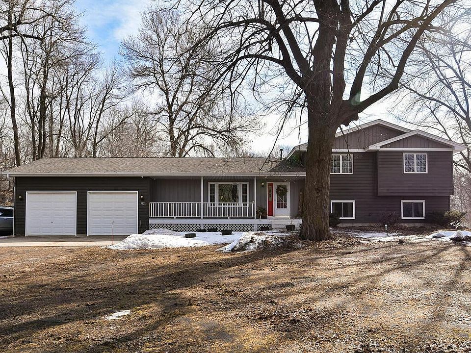 1st image of 3525 Woodhill Ln