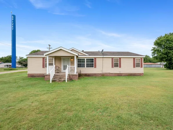 301 N Main St, Spivey, KS 67142