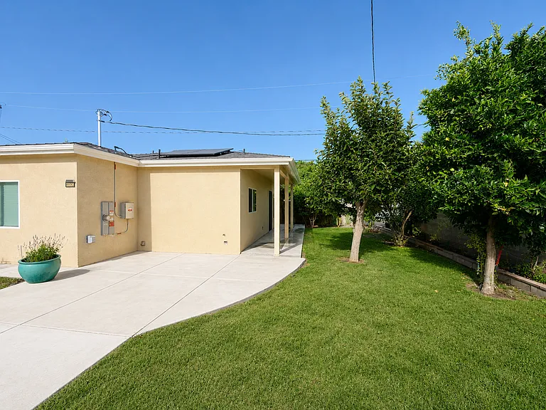4902 B Temple City Blvd — Photo 1