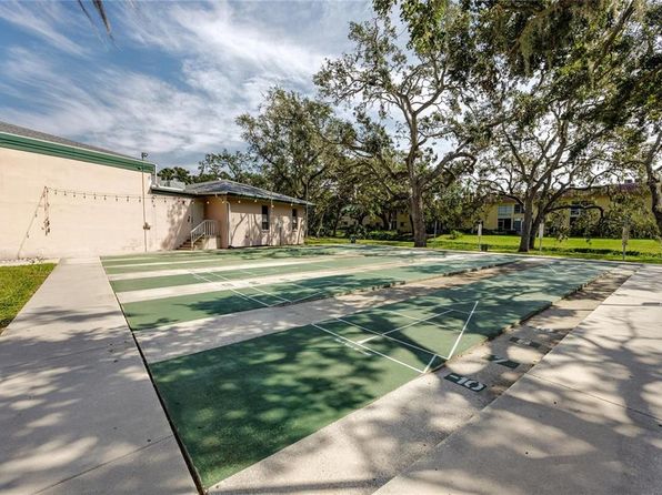 2156 Greenbriar Blvd, Clearwater, FL 33763
