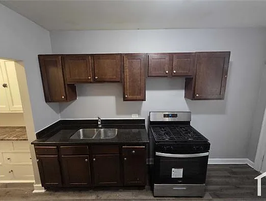 7839 S Phillips Ave #2S — Photo 3