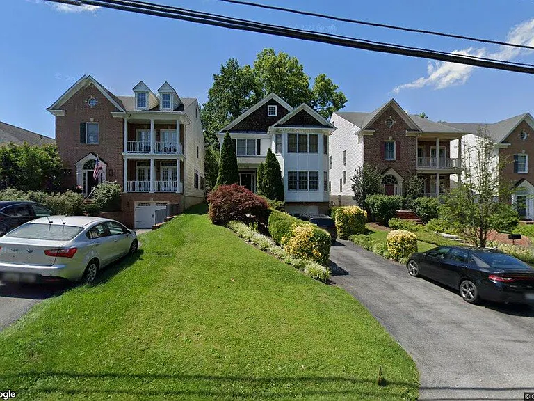 5505 Alta Vista Rd — Photo 2