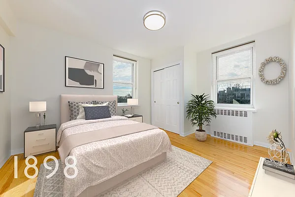 Rented by A&E Real Estate Management | media 7