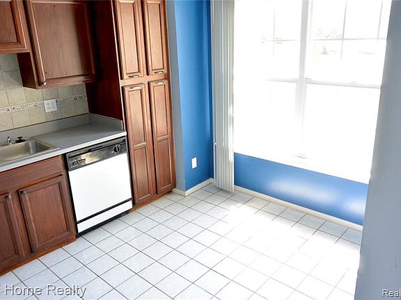 5th image of 41784 Primrose Dr #1