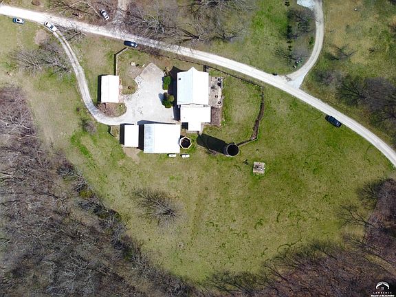 3rd image of 797 E 1217th Rd