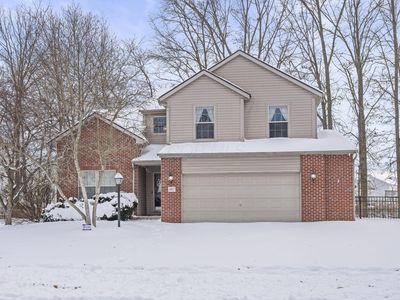 657 Norfolk Sq S, Pickerington, OH, 43147