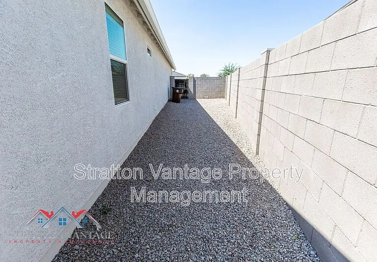 9385 E Orange Grove St — Photo 39
