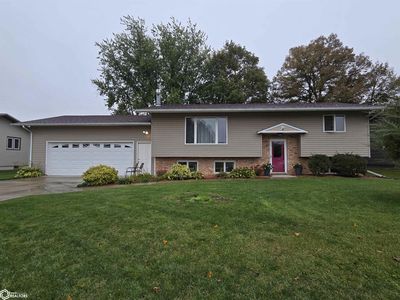 2208 Rodlyn Rd, Webster City, IA, 50595