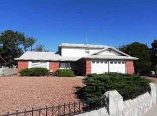 5808 Dumont Ln, El Paso, TX 79912