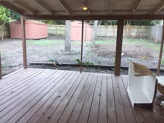 Covered back deck