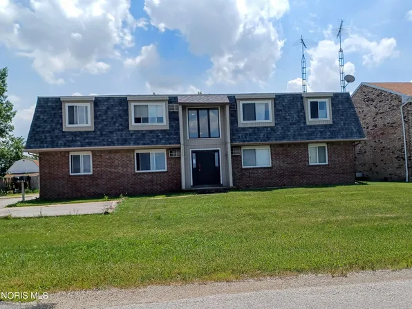 7335 Ayers Rd, Perrysburg, OH 43551