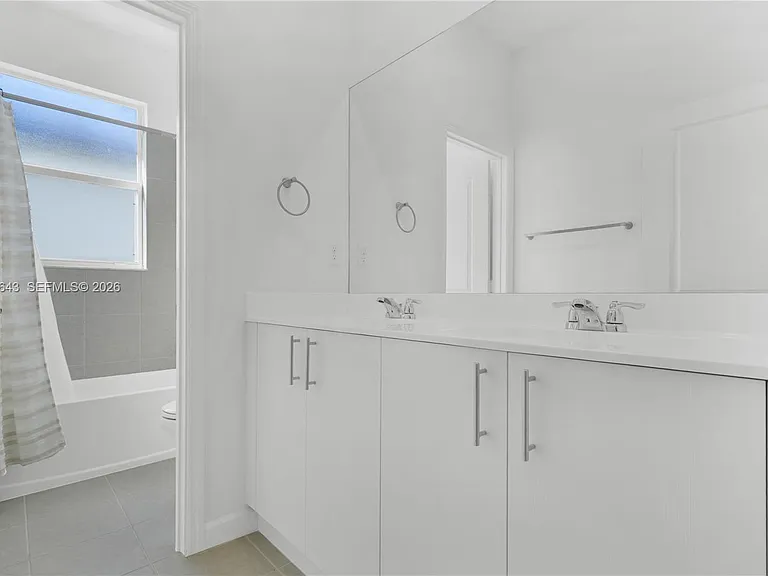 2444 SE 24th Ave — Photo 39