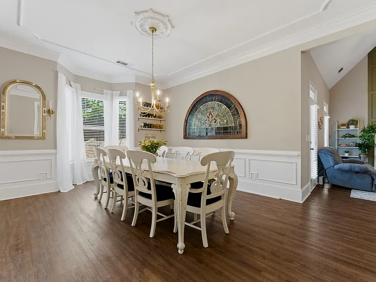3052 Trafalgar Way — Photo 16