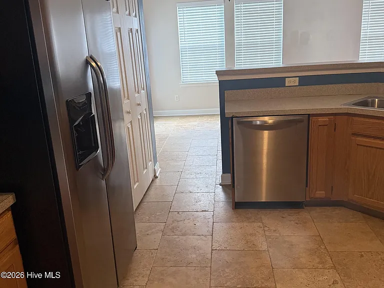 188 Eagleton Cir — Photo 6