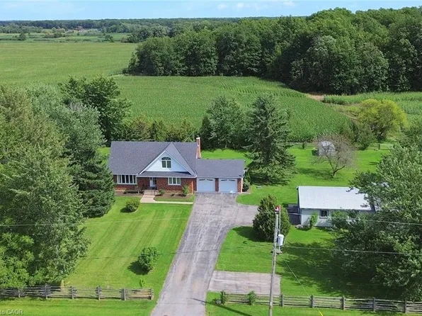 2407 Caistor Centre Rd, West Lincoln, ON L0R 1E0