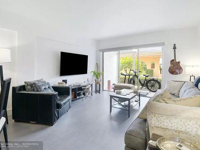 331 SW 8th St APT 1C, Boca Raton, FL, 33432