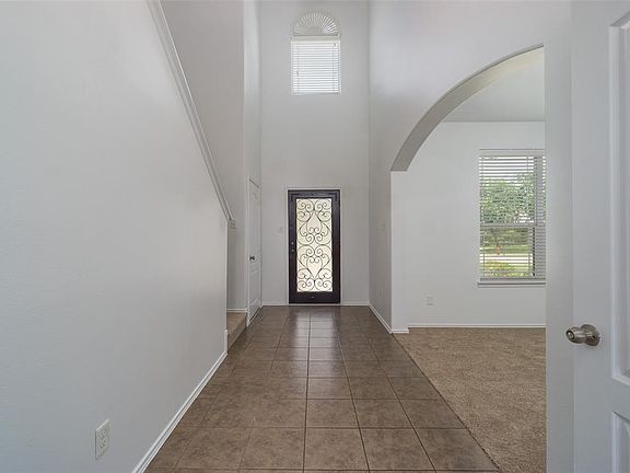 5th image of 2971 Silver Landing Lane