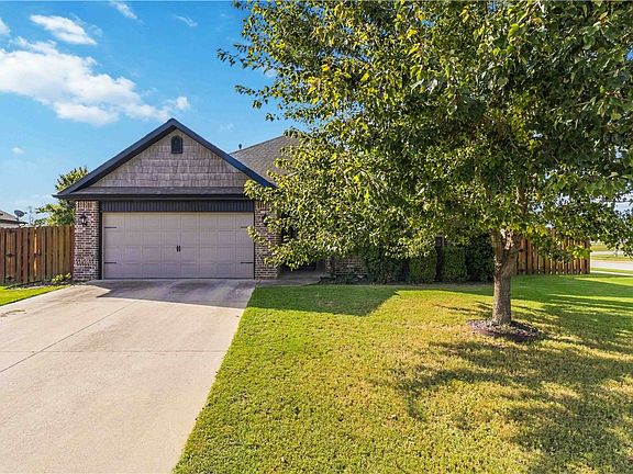 2nd image of 5702 W Red Maple Dr