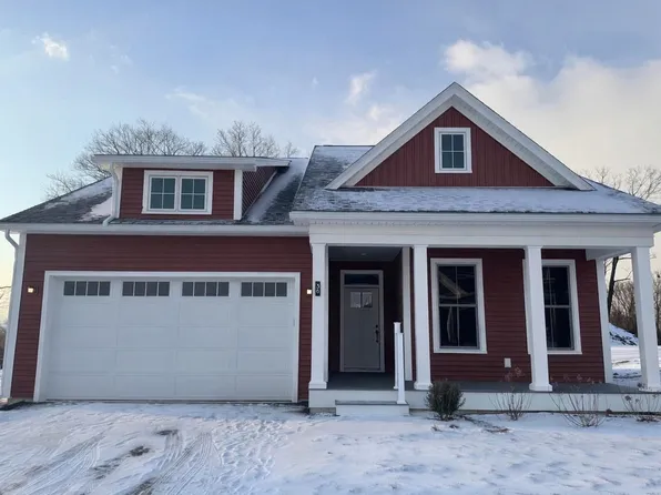 36 Daniel Drive, South Burlington, VT 05403