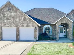 105 Prestwick Ln, Pasco, WA