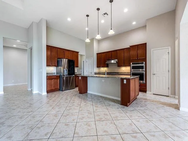 3425 Siena Cir — Photo 4