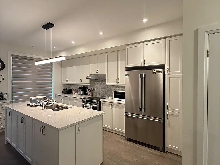 209 The Donway E — Photo 11