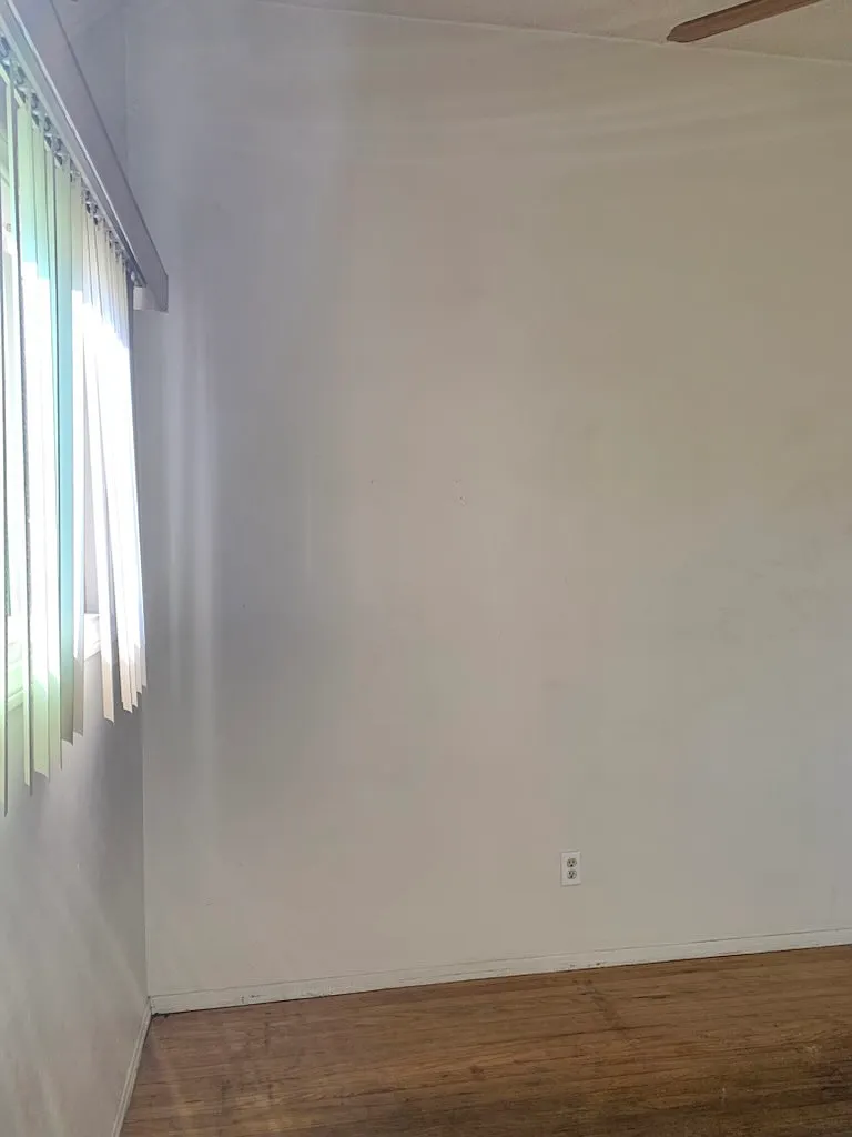 3 bed, $1,100 — Photo 1
