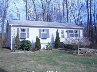 33 Ludwig Rd, Ellington, CT 06029