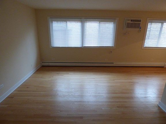 4th image of 1205 N Harlem Ave APT 2