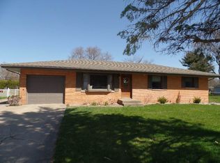 52260 Filbert Rd, Granger, IN 46530