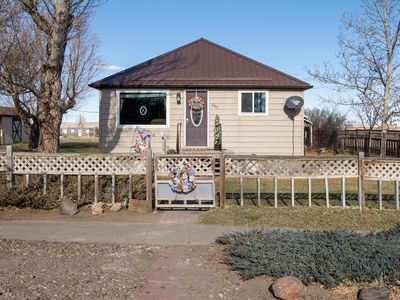 205 N 1st St, Sunburst, MT, 59482