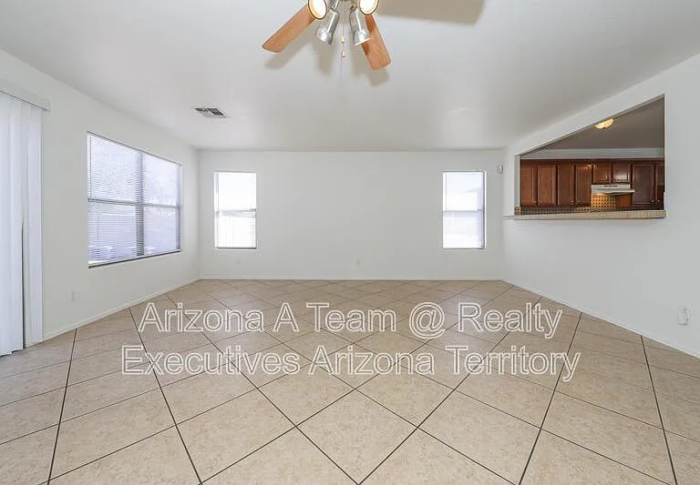 1892 W Bagley Way — Photo 5