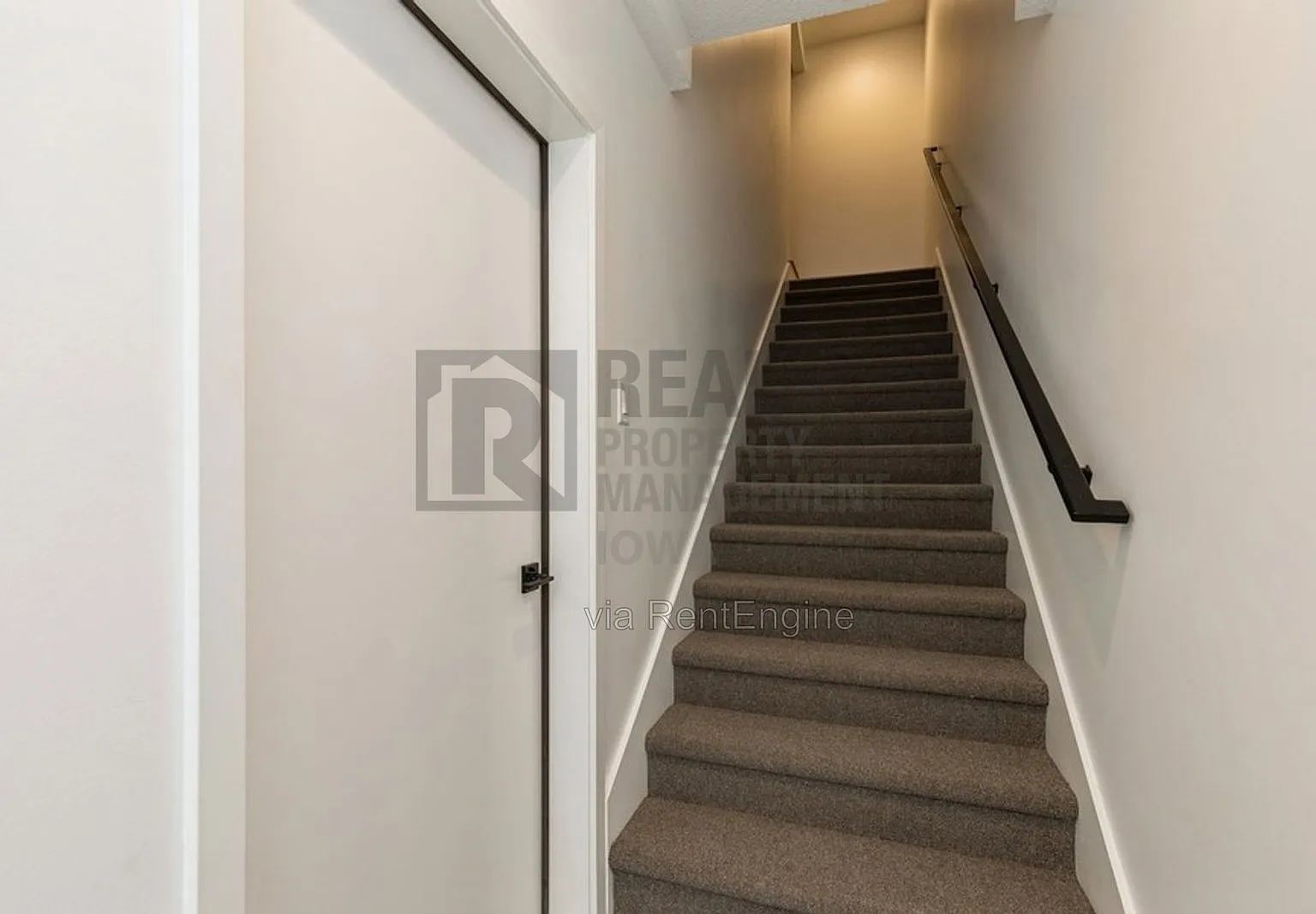 2 bed, 2.5 bath, 1699 sqft, $2,095 — Photo 3