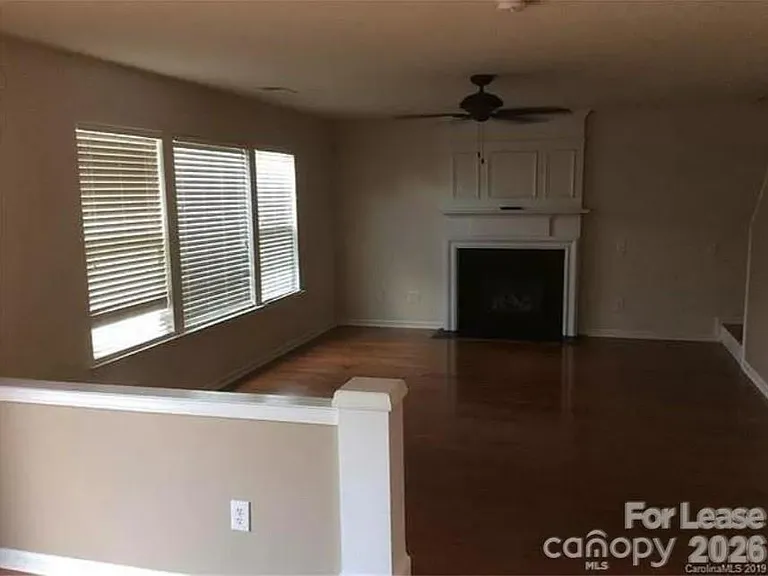 9204 Bellegarde Dr — Photo 8