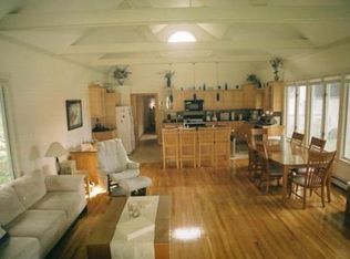 9 Summer St #R, Rockport, MA 01966