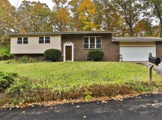 2108 Wildwind Ln, High Ridge, MO 63049