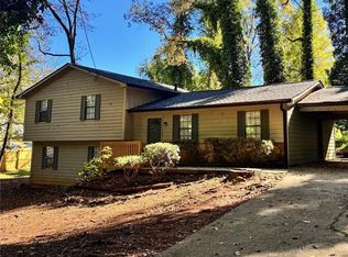 3592 Denby Dr, Snellville, GA 30039