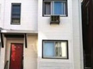 3 Prescott St, East Boston, MA 02128