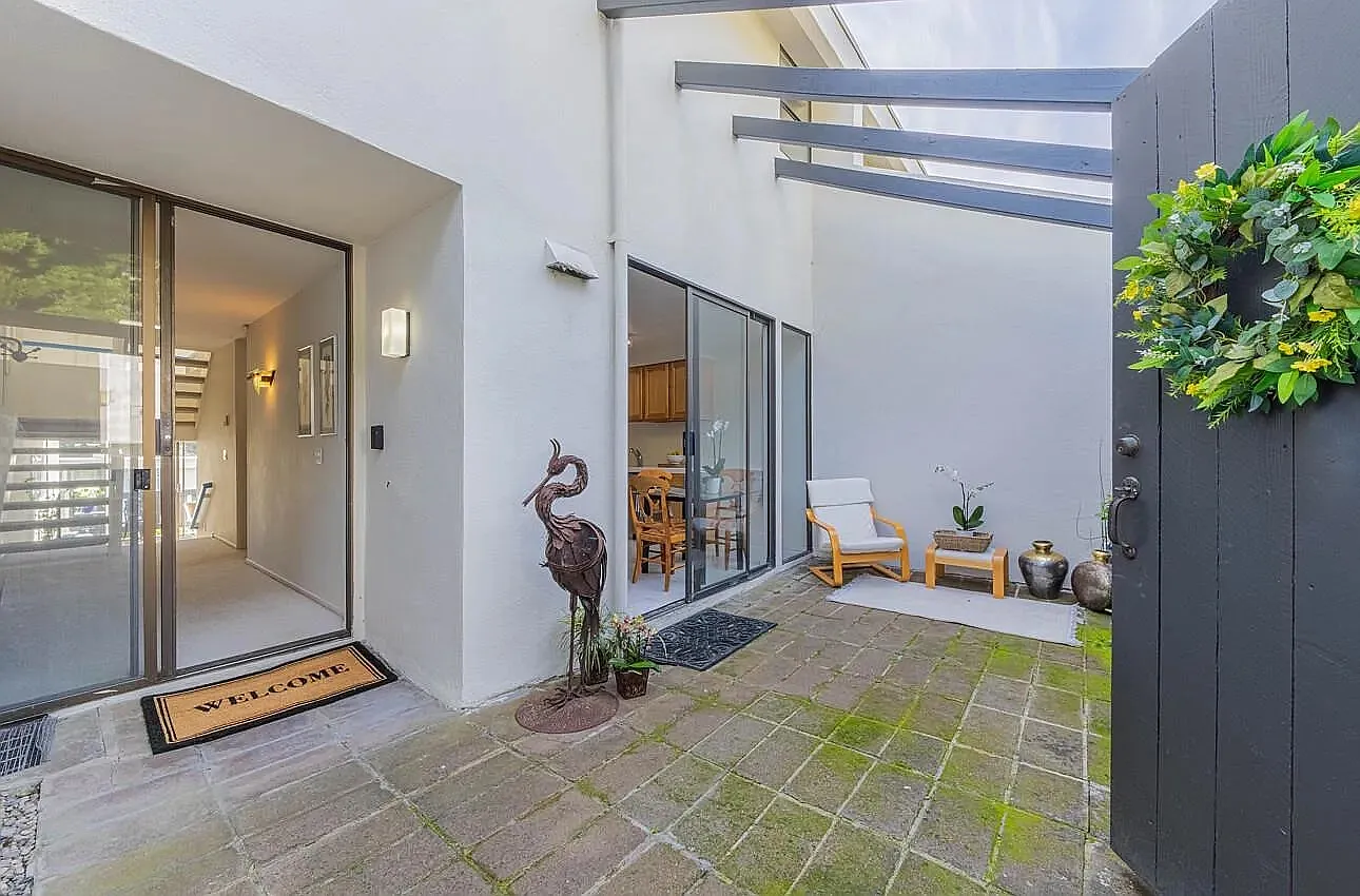 High Meadow Dr, Carmel — Photo 2